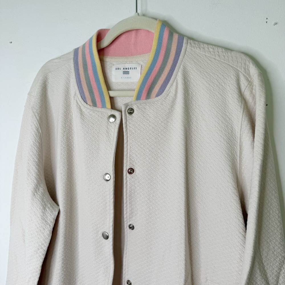 NWT SOL ANGELES Quilted Pastel Bomber Jacket in Ecru with rainbow bands XL - Picture 7 of 9